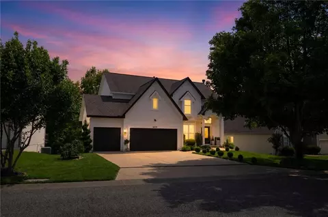 16535 W 80th Ter, Lenexa, KS 66219