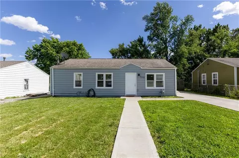4525 Freeman Ave, Kansas City, KS 66102