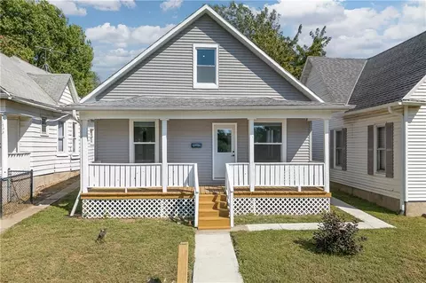 1207 S 23rd St, Saint Joseph, MO 64507