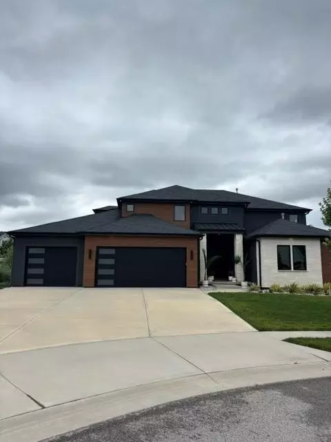 12318 W 169th Ter, Overland Park, KS 66221