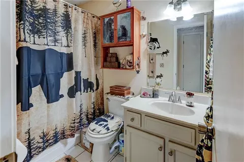 Bath - 18008 E Whitney Rd, Independence, MO 64057 photo 1 of 3