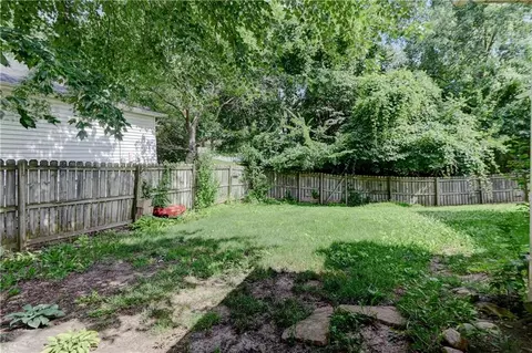 Exterior - 18008 E Whitney Rd, Independence, MO 64057 photo 10 of 11
