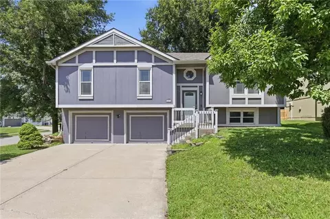 10216 N Main St, Kansas City, MO 64155