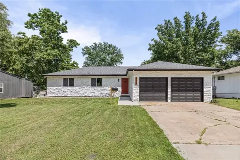 724 S Hamilton St, Olathe, KS 66061