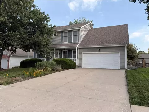 1204 Franklin Dr, Lees Summit, MO 64064