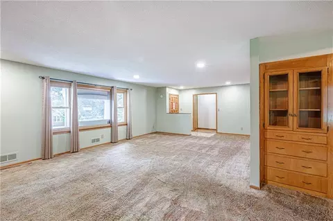 Living - 700 S Alexander Rd, Independence, MO 64056 photo 5 of 13