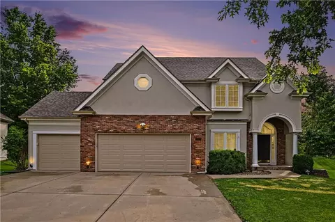 9009 N Kentucky Ave, Kansas City, MO 64157