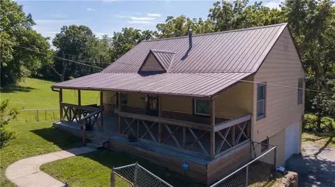 2928 N 43rd St, Kansas City, KS 66104