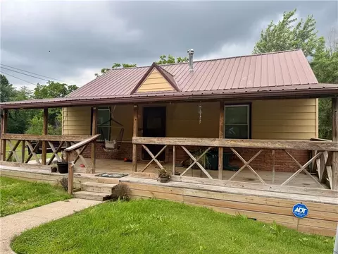 2928 N 43rd St, Kansas City, KS 66104