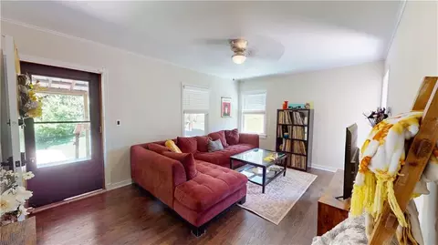 2928 N 43rd St, Kansas City, KS 66104