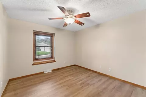 Bedroom - 617 W Maple St, Raymore, MO 64083 photo 4 of 6