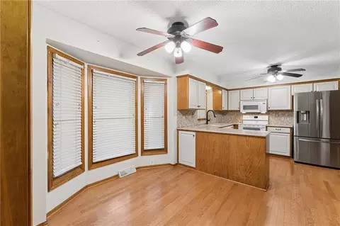 Kitchen - 617 W Maple St, Raymore, MO 64083 photo 7 of 9