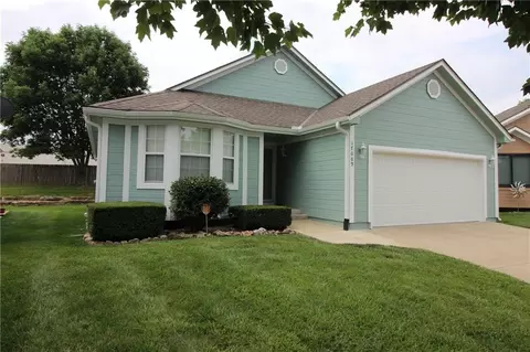 17009 E 46th Street Ct, Independence, MO 64055
