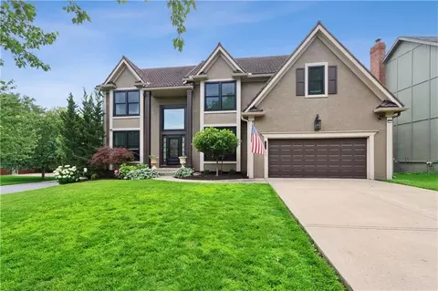10701 W 128th Pl, Overland Park, KS 66213