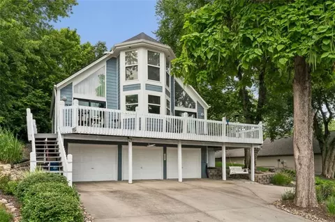 35 X St, Lake Lotawana, MO 64086