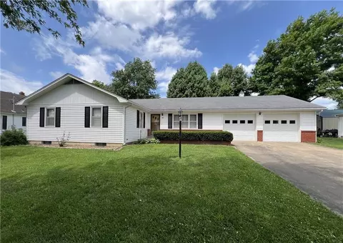 206 N Zeysing Rd, Alma, MO 64001