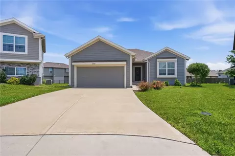 21805 Lucca Cir, Peculiar, MO 64078