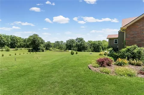 Exterior - 8686 SE 69 Hwy, Cameron, MO 64429 photo 10 of 12
