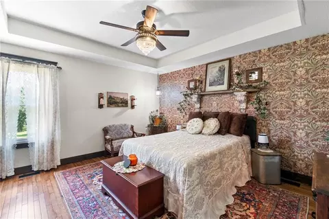 Bedroom - 8686 SE 69 Hwy, Cameron, MO 64429 photo 1 of 11