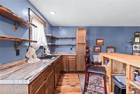 Kitchen - 8686 SE 69 Hwy, Cameron, MO 64429 photo 5 of 6
