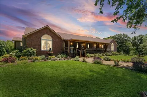 Exterior - 8686 SE 69 Hwy, Cameron, MO 64429 photo 3 of 12
