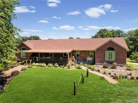 Exterior - 8686 SE 69 Hwy, Cameron, MO 64429 photo 4 of 12