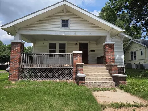 1127 Polk St, Chillicothe, MO 64601