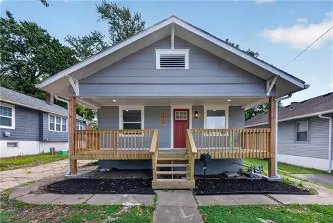 1815 S Overton Ave, Independence, MO 64052
