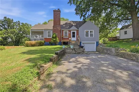 5341 N Spruce Ave, Kansas City, MO 64119