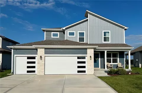 17749 Greeley St, Gardner, KS 66030