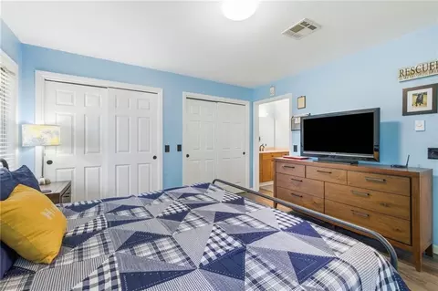 Bedroom - 8200 E 189th Ter, Belton, MO 64012 photo 3 of 3