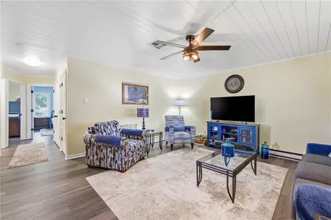 Living - 8200 E 189th Ter, Belton, MO 64012 photo 2 of 3