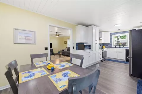 Dining - 8200 E 189th Ter, Belton, MO 64012 photo 3 of 3