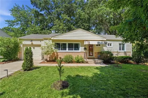 9908 Harrison St, Kansas City, MO 64131