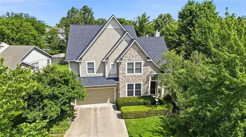 16660 W 155 Ter, Olathe, KS 66062