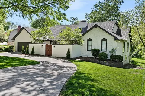 12600 Overbrook Rd, Leawood, KS 66209