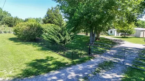 Exterior - 1748 E 800th Rd, Lawrence, KS 66049 photo 5 of 16