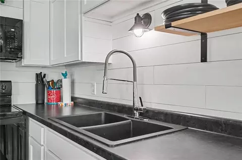 Kitchen - 1748 E 800th Rd, Lawrence, KS 66049 photo 3 of 4