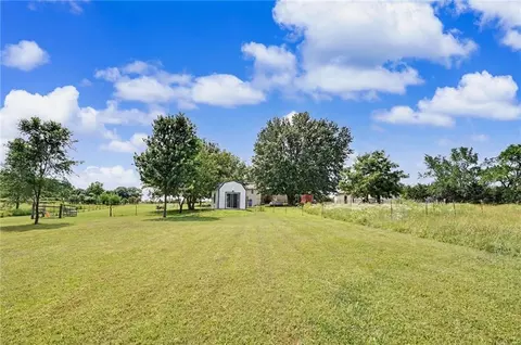 Exterior - 1748 E 800th Rd, Lawrence, KS 66049 photo 14 of 16