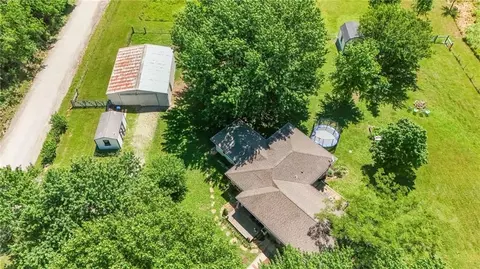 View/Area - 1748 E 800th Rd, Lawrence, KS 66049 photo 10 of 11