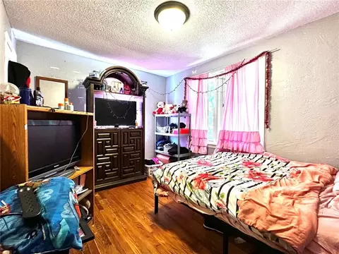 Bedroom - 4322 Oakland Ave, Kansas City, KS 66102 photo 3 of 3