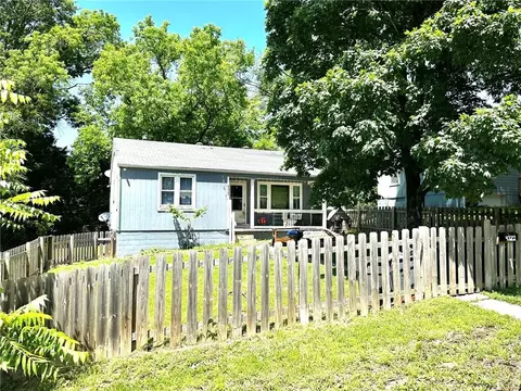 Exterior - 4322 Oakland Ave, Kansas City, KS 66102 photo 2 of 6