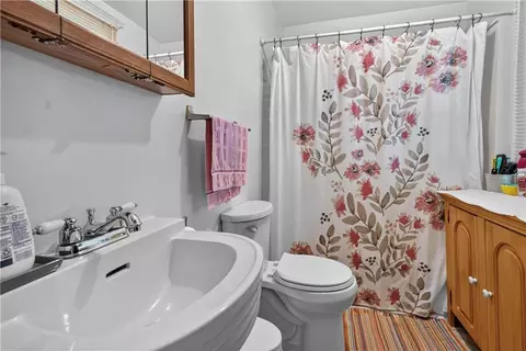 Bath - 406 N Center Ave, Parker, KS 66072 photo 1 of 1