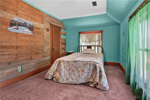 Bedroom - 406 N Center Ave, Parker, KS 66072 photo 11 of 14