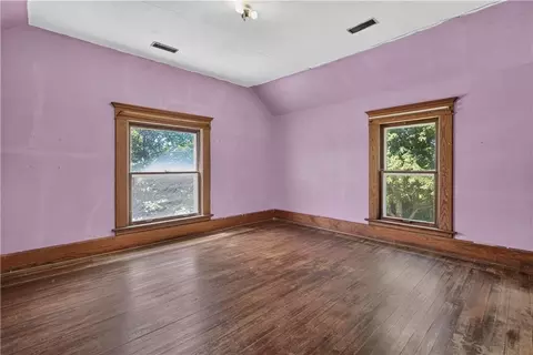 Bedroom - 406 N Center Ave, Parker, KS 66072 photo 8 of 14