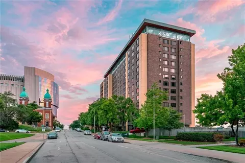 600 E 8th St #3L, Kansas City, MO 64106