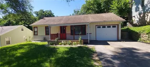 4905 Oakland Ave, Kansas City, KS 66102