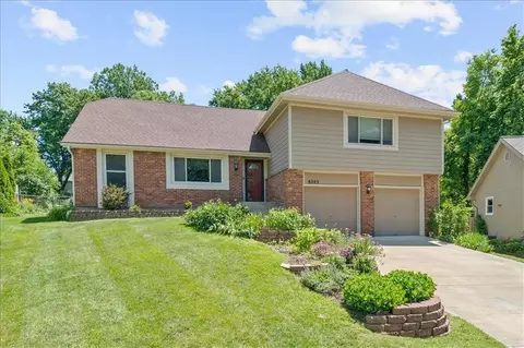 8203 Hauser St, Lenexa, KS 66215
