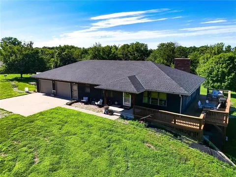 20449 N Us 169 Hwy, Saint Joseph, MO 64505