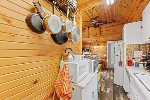 Kitchen - 24-28 Hackberry Rd, Mapleton, KS 66754 photo 5 of 5